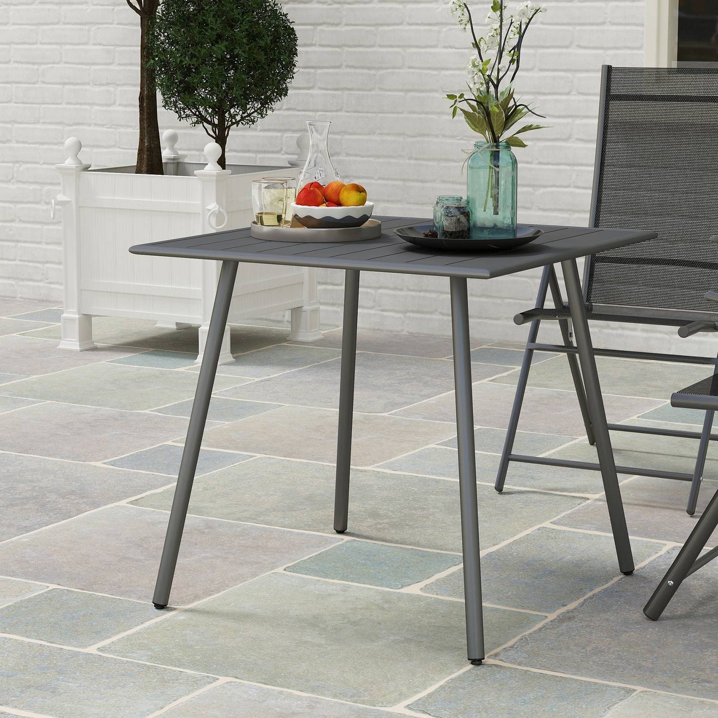 Garden table in steel, 80x80 cm, weatherproof outdoor seating