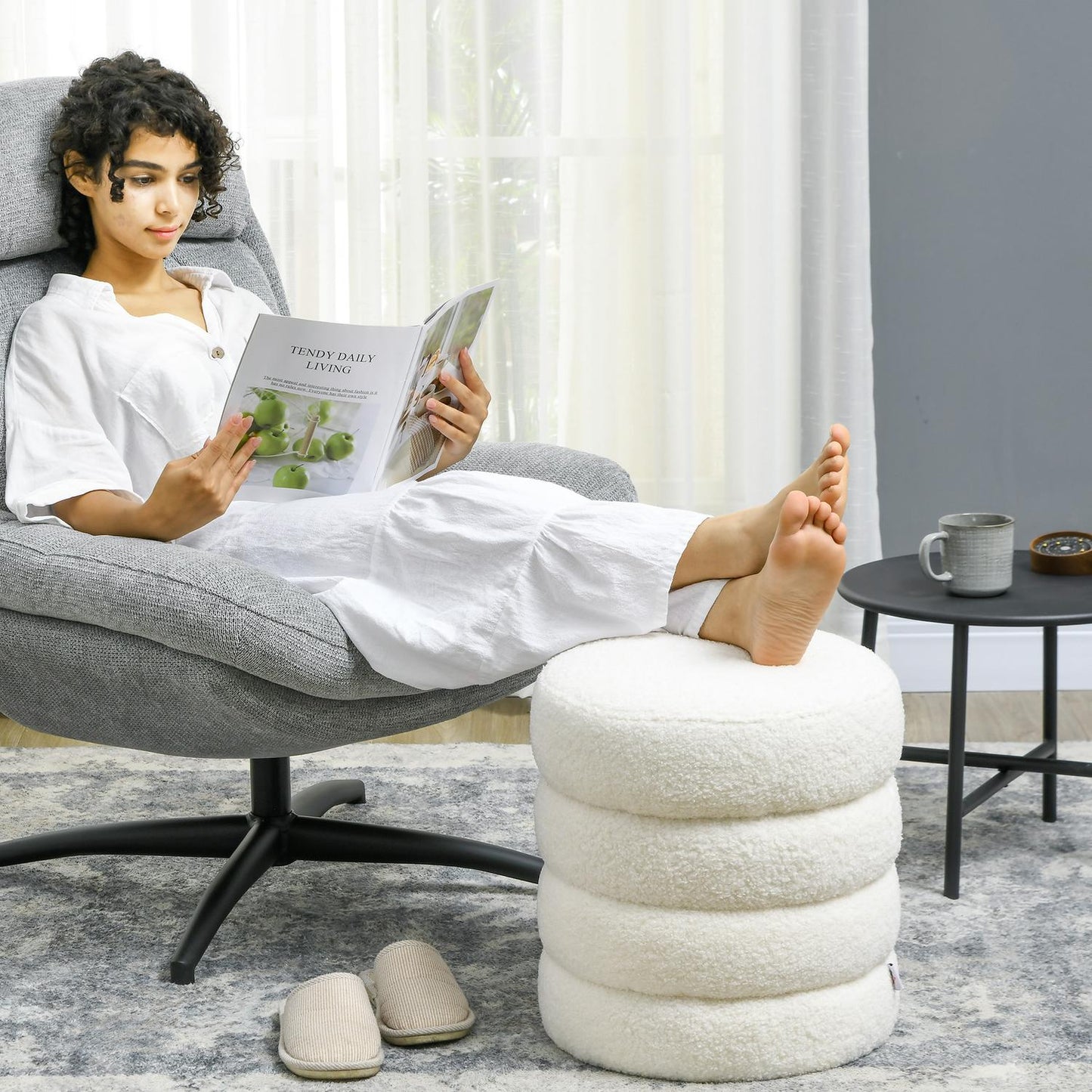 Cream white round ottoman footstool - Ø40 x 45 cm