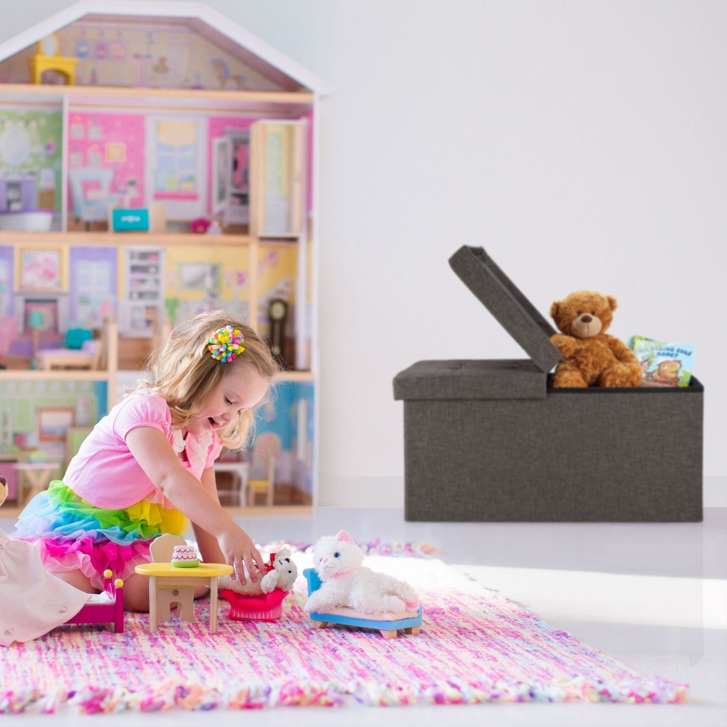 Storage bench with hinged lid
