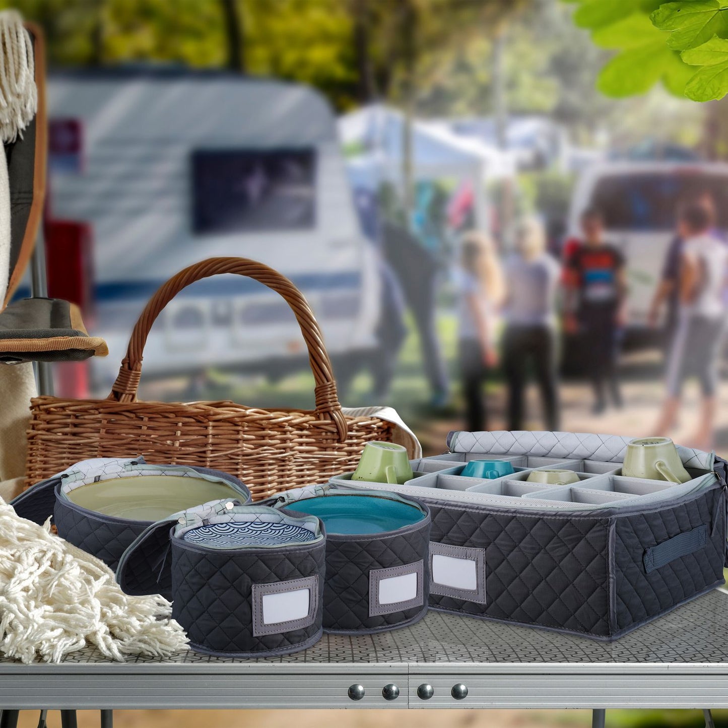Storage box for porcelain 6-pack
