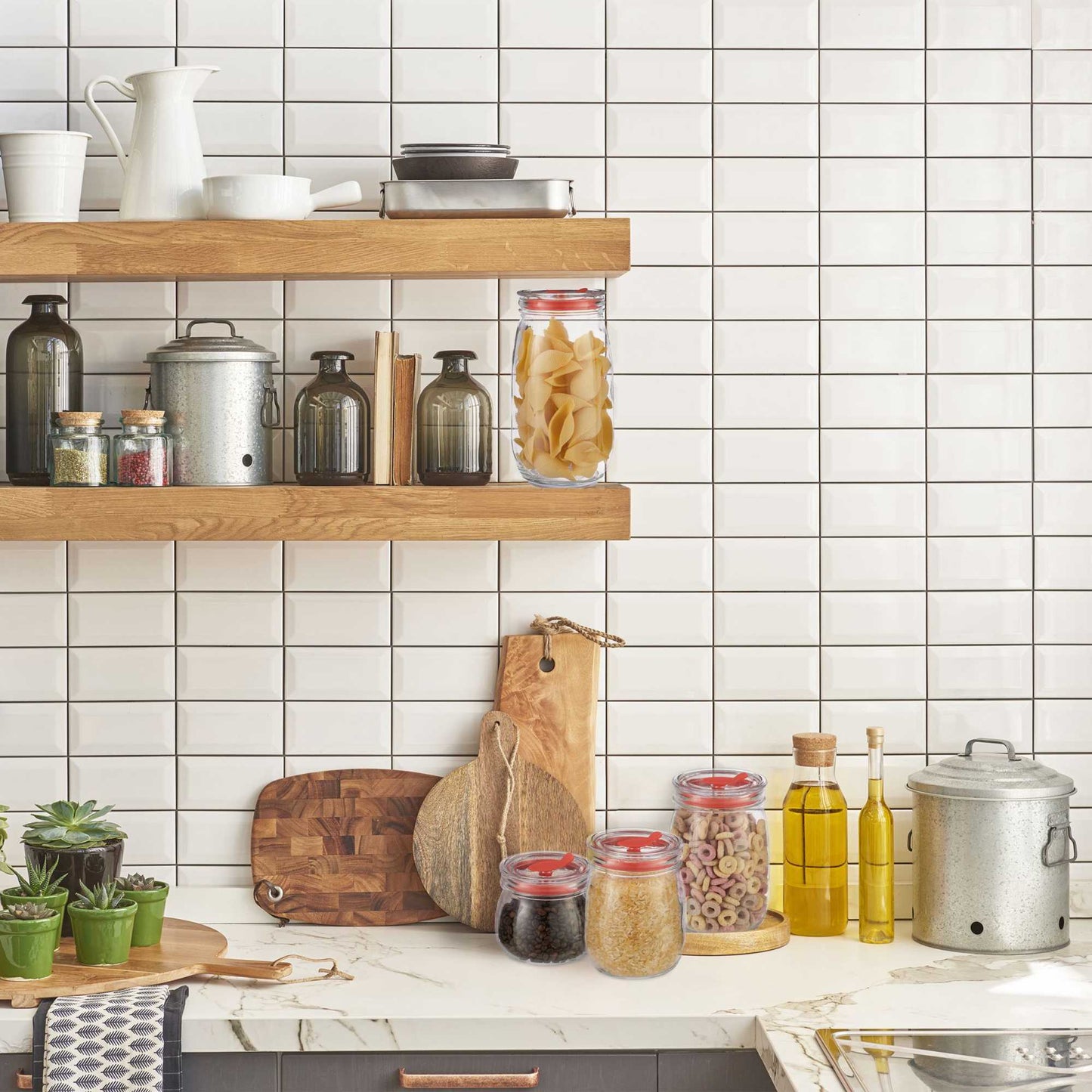 Storage jars with lids in sets of 4