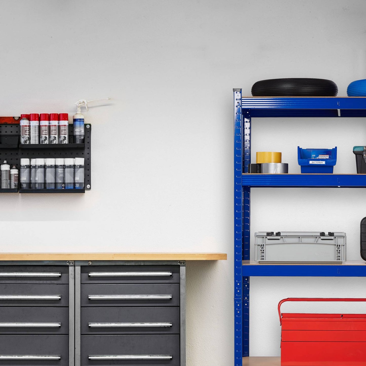 Storage shelf with 5 shelves