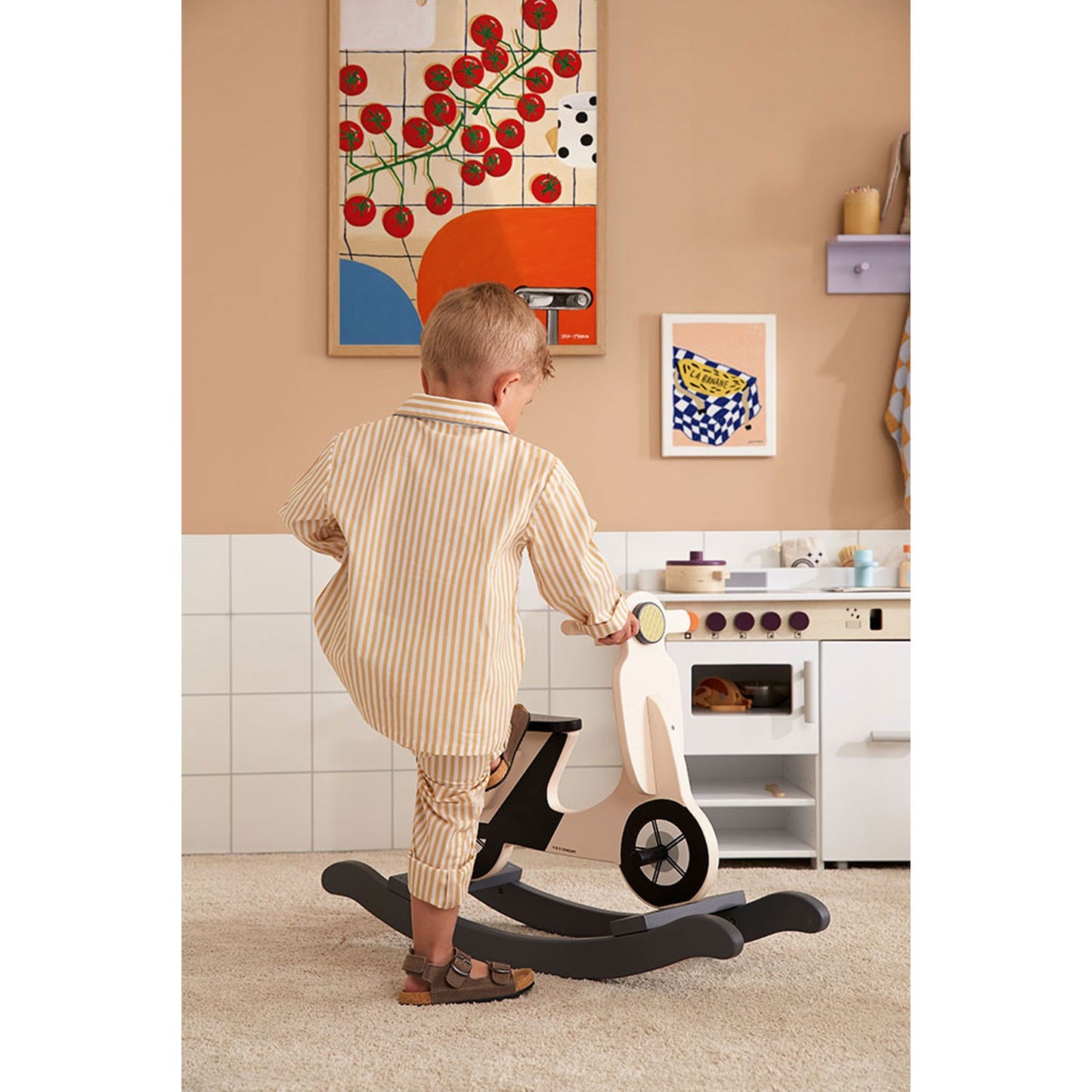 Swing scooter white