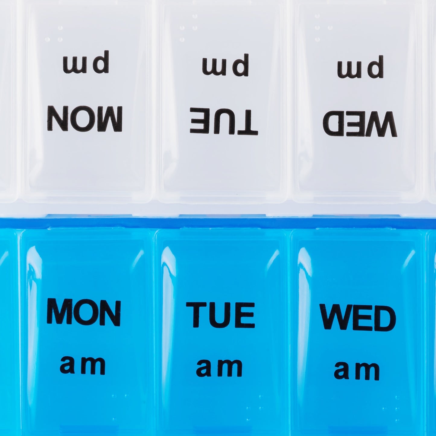Tablet Box 7 days 2 compartments English