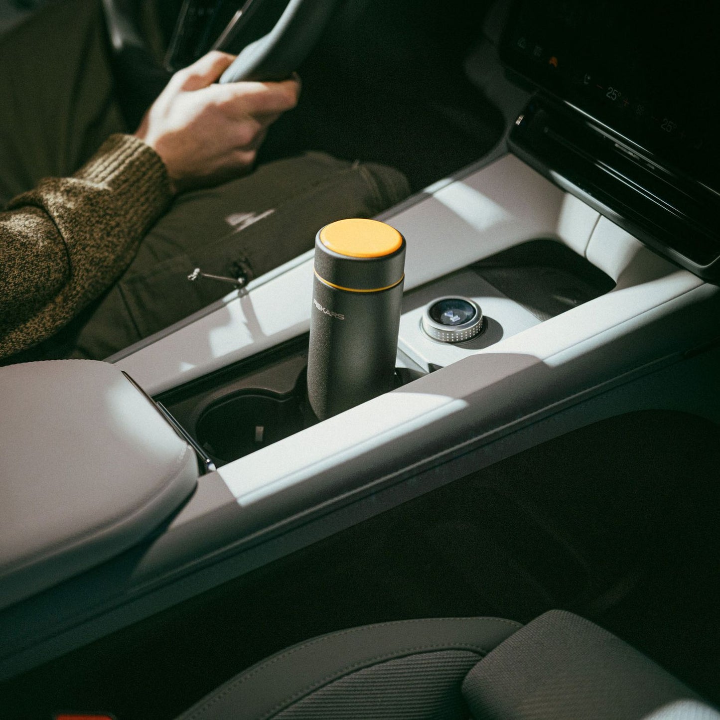 Thermos bottle black 0.5 liter On-the-go Bottle