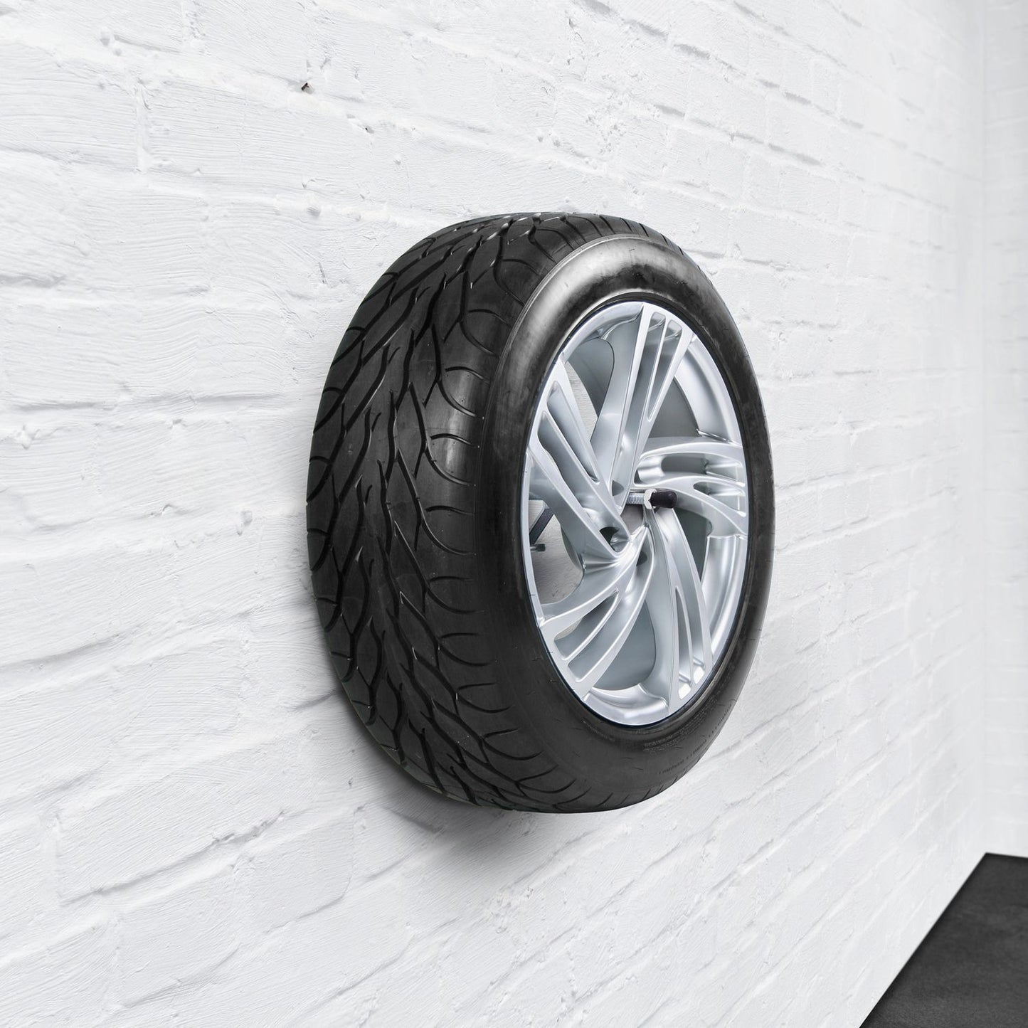 Tire wall holder set of 4