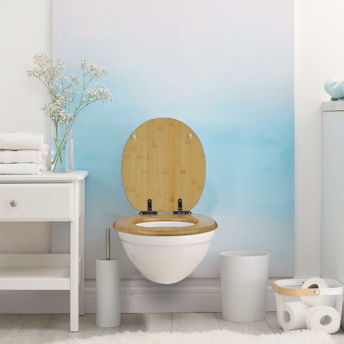 Toilet lid with soft-closing mechanism