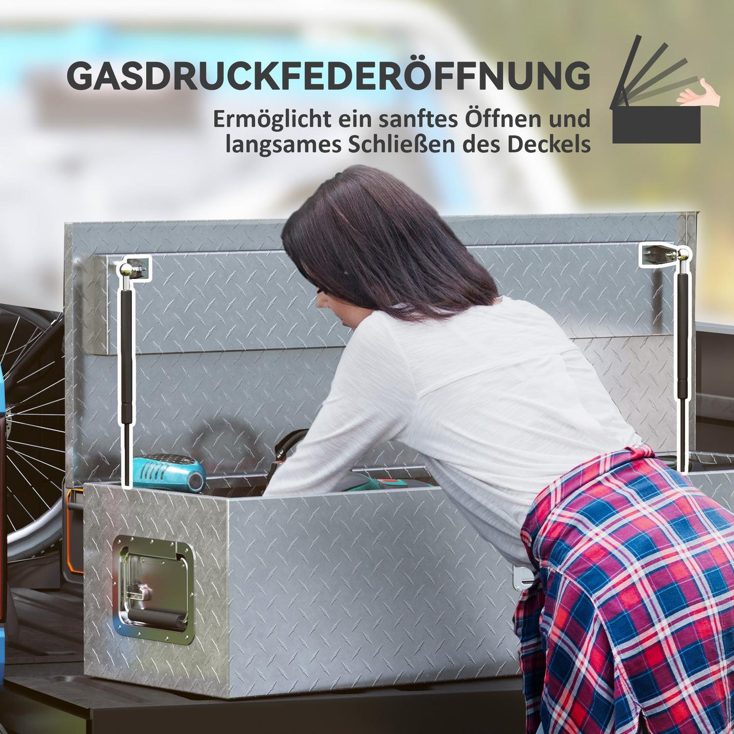 Aluminum tool box with lock and side handle, 99 x 33 x 25.5 cm