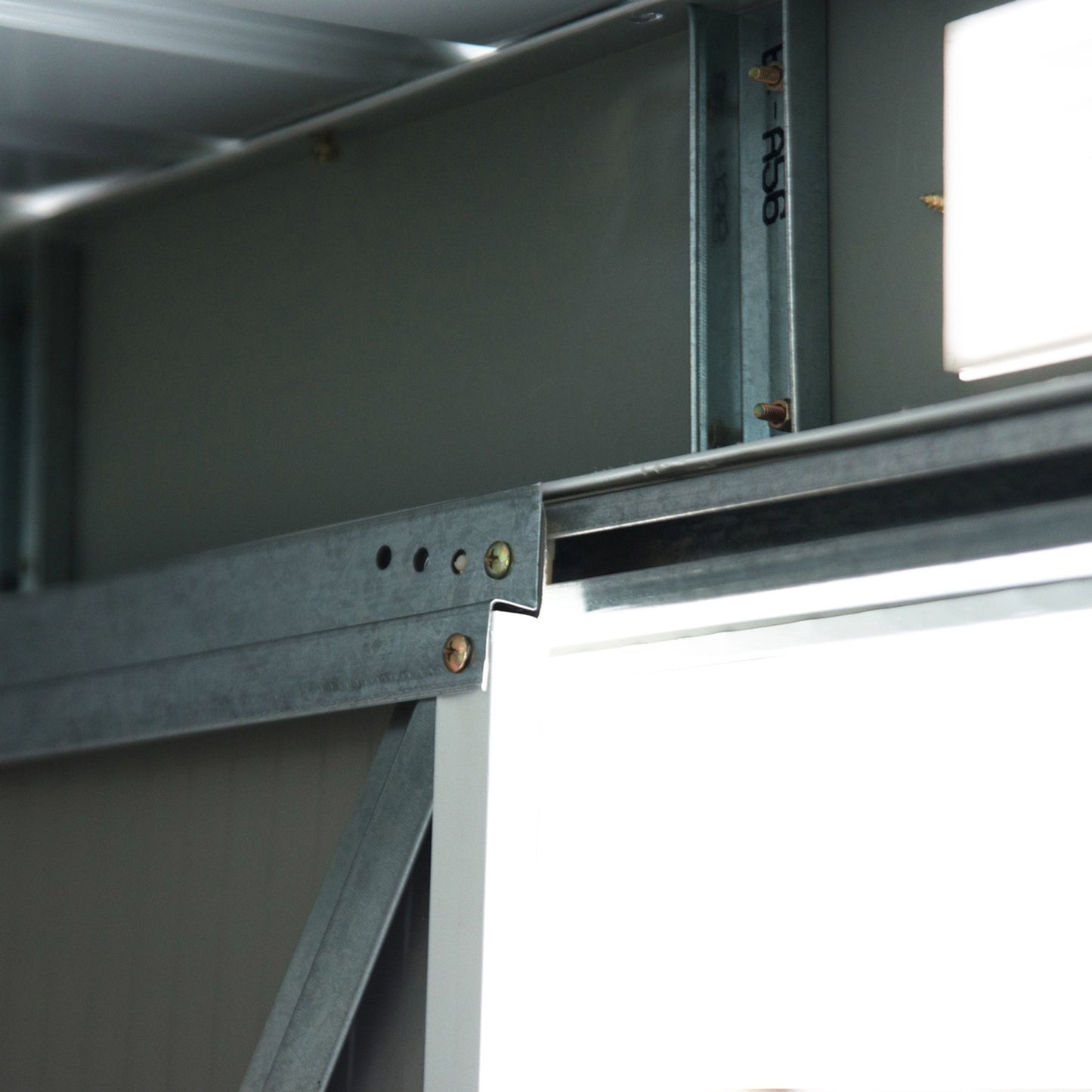 Steel garden shed - sliding door, valve, 280 x 130 x 172 cm