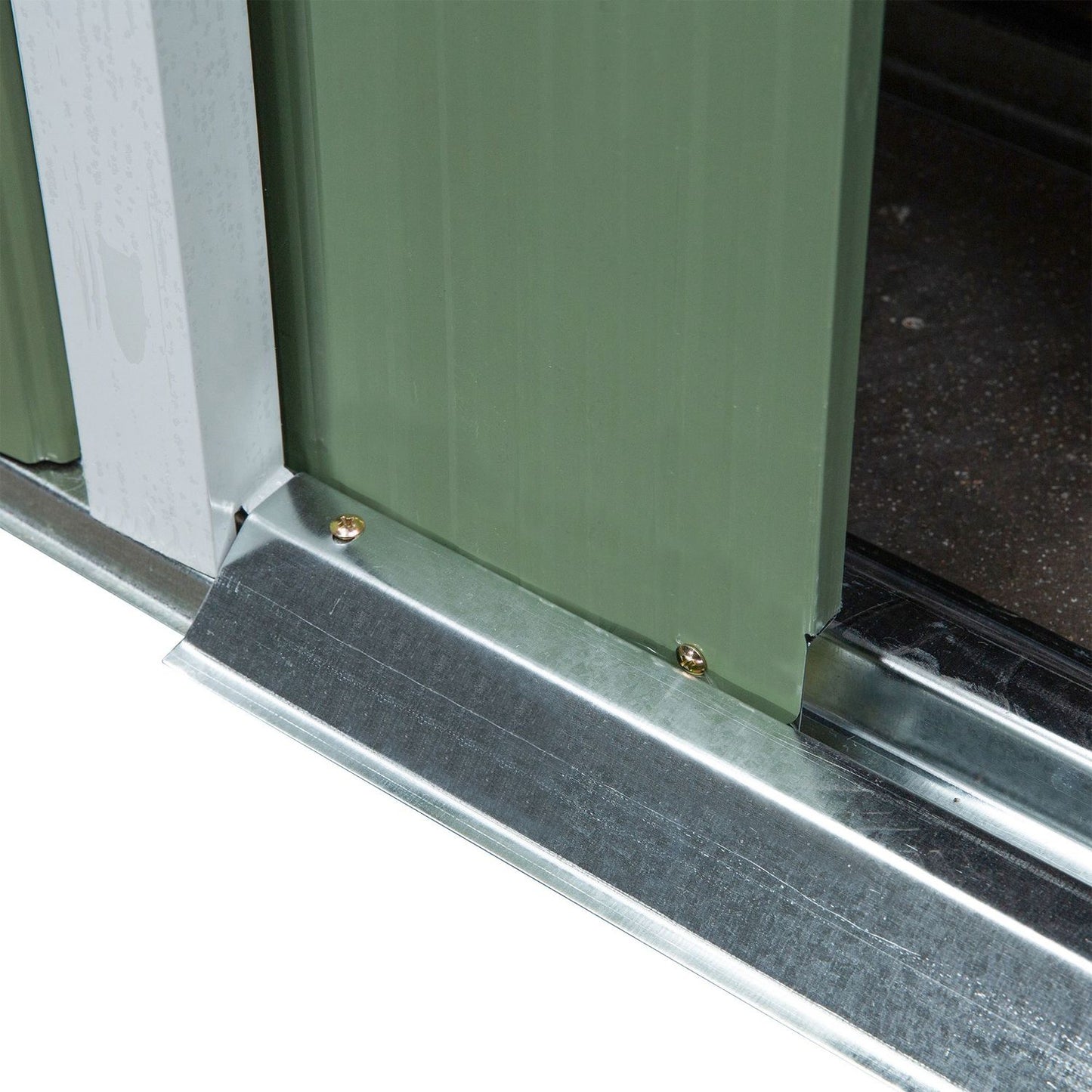 Garden shed in green steel - weatherproof with ventilation and door