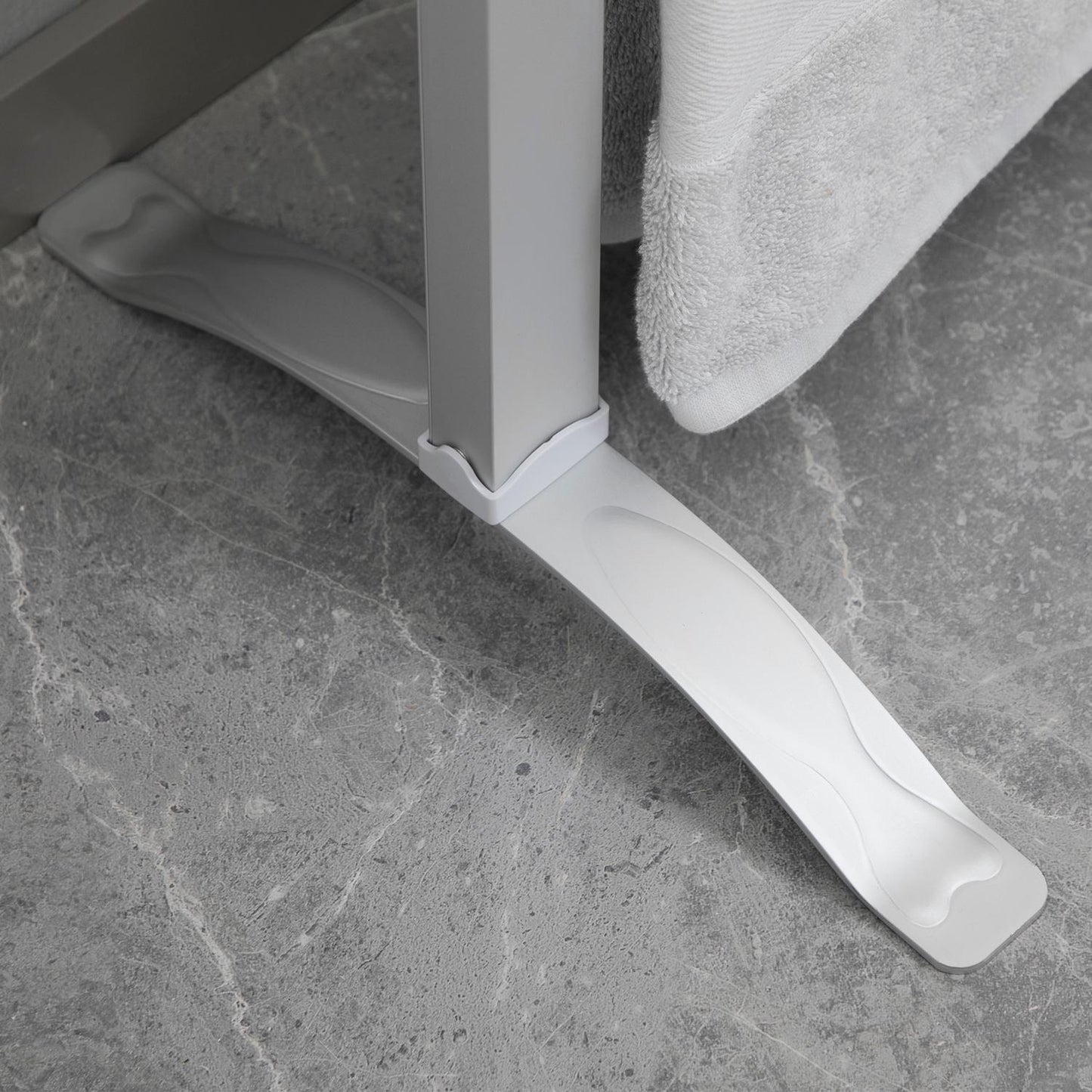 Electric towel rail, 6 rods, white aluminium, bathroom