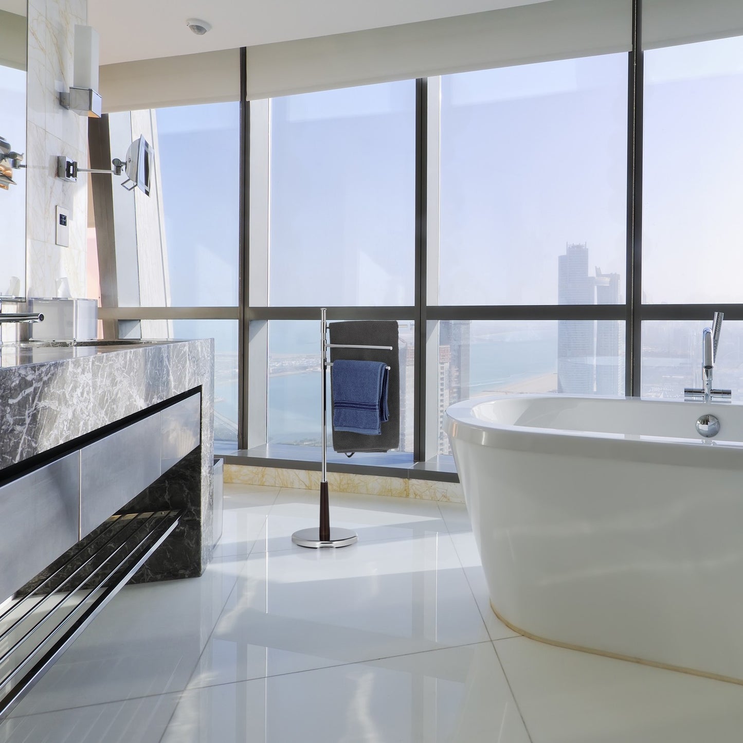 Towel hanger rotatable