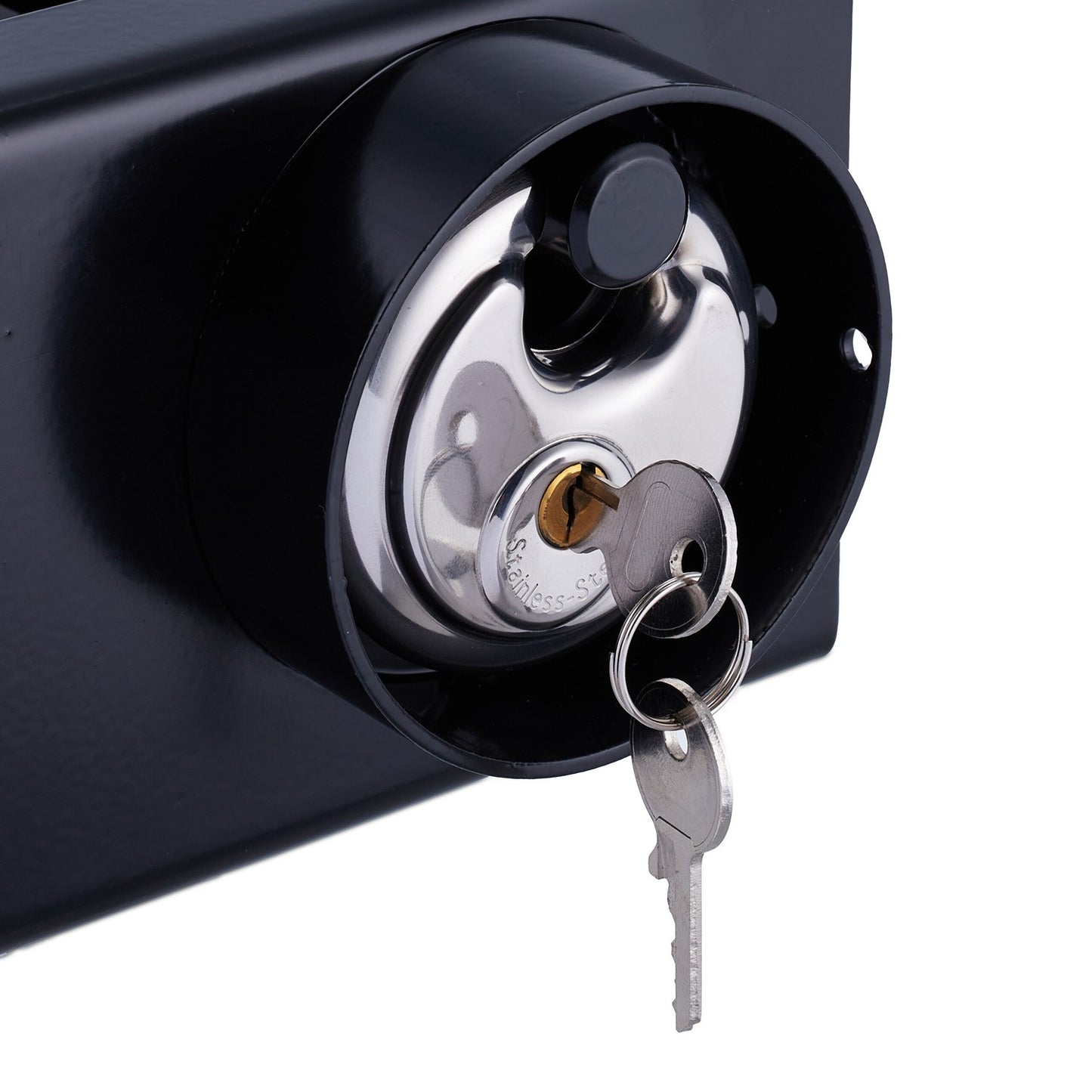 Trailer lock including disc lock