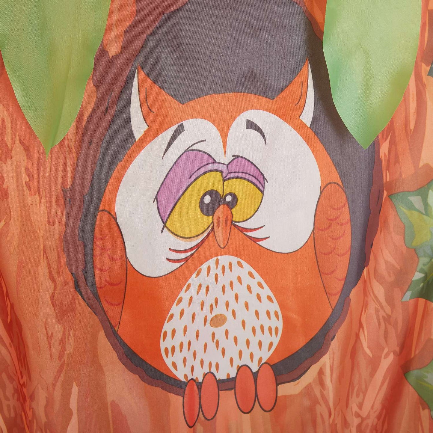 Tree trunk play tent