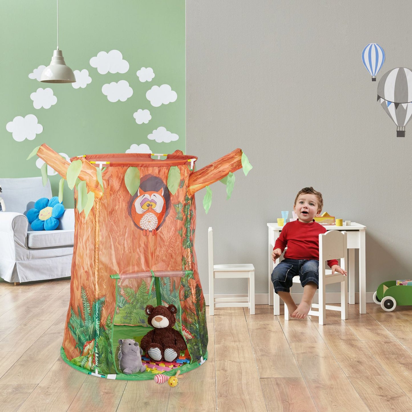 Tree trunk play tent