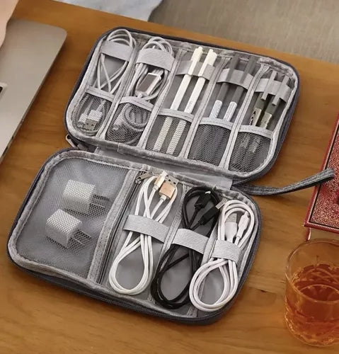 Trizand 23834 cable organizer