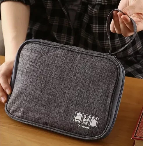 Trizand 23834 cable organizer