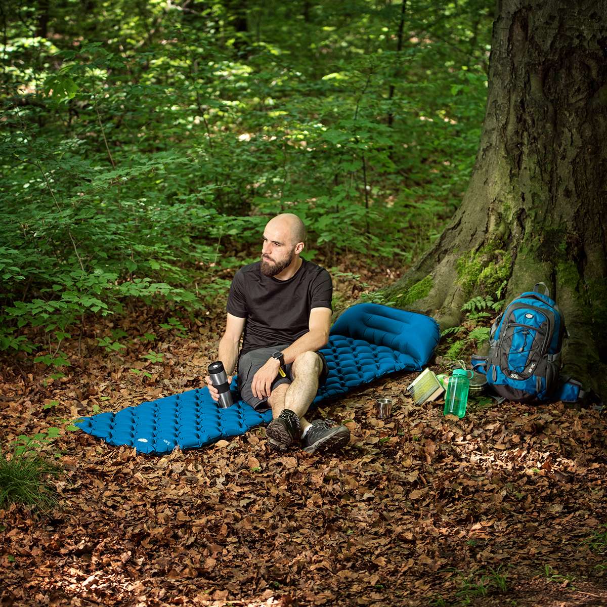 Turquoise Tourist Mat with Pump, Compact & Lightweight