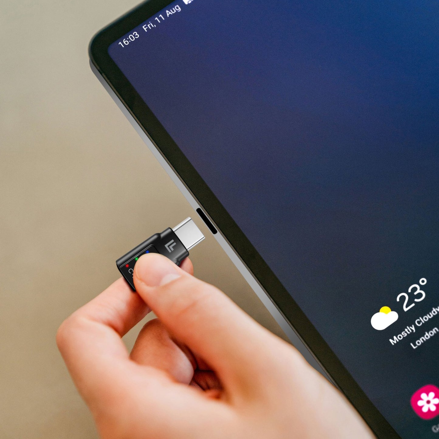 USB-C 3.5mm audio adapter with DAC and EQ