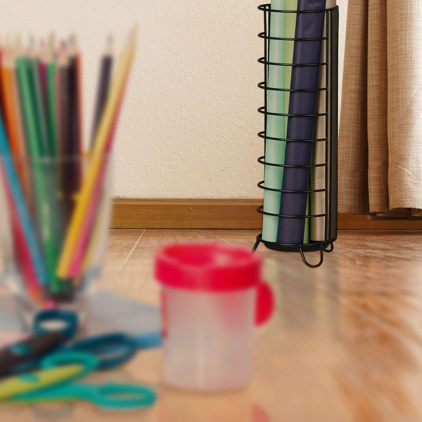 Umbrella stand in metal