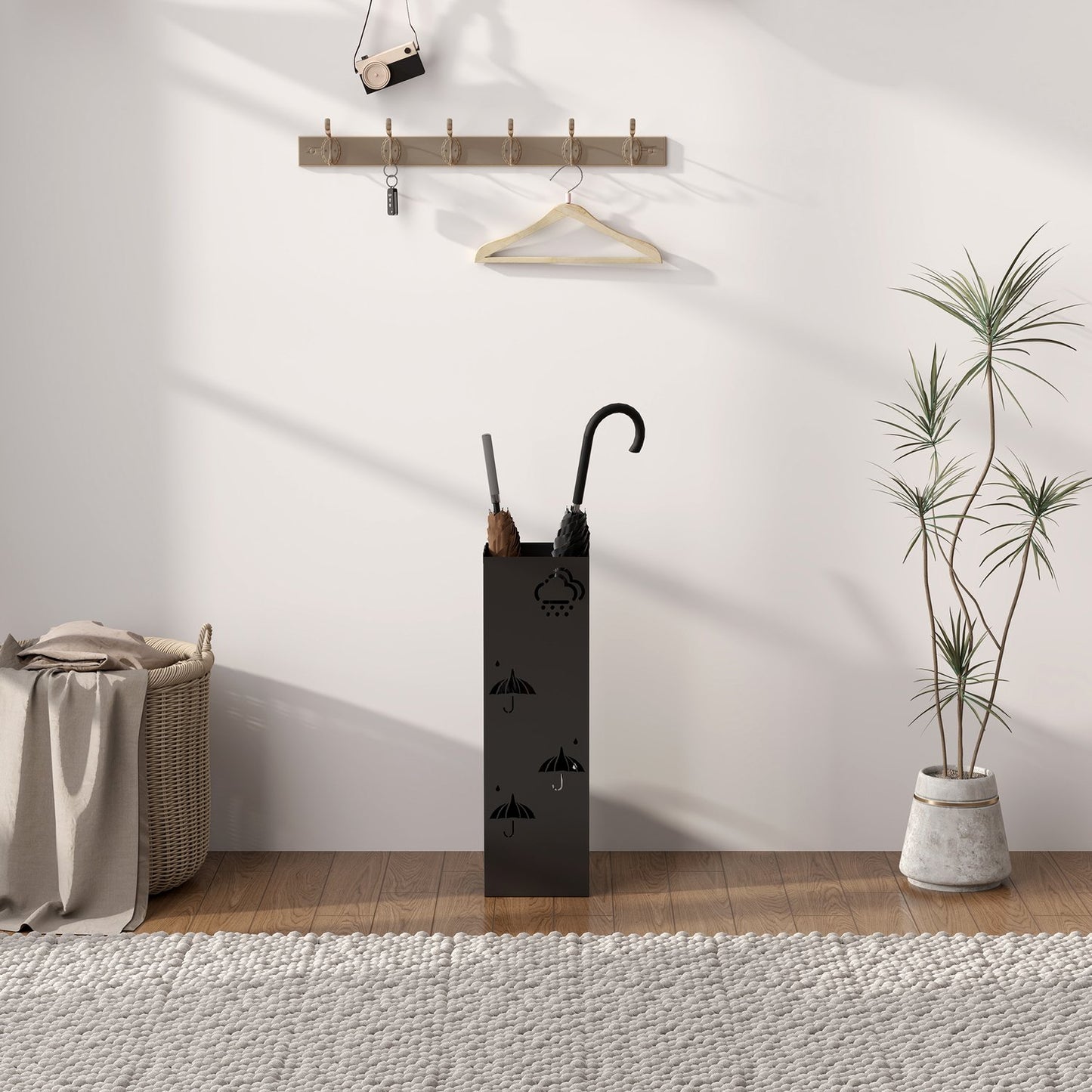 Umbrella stand in black steel with hooks and drain tray