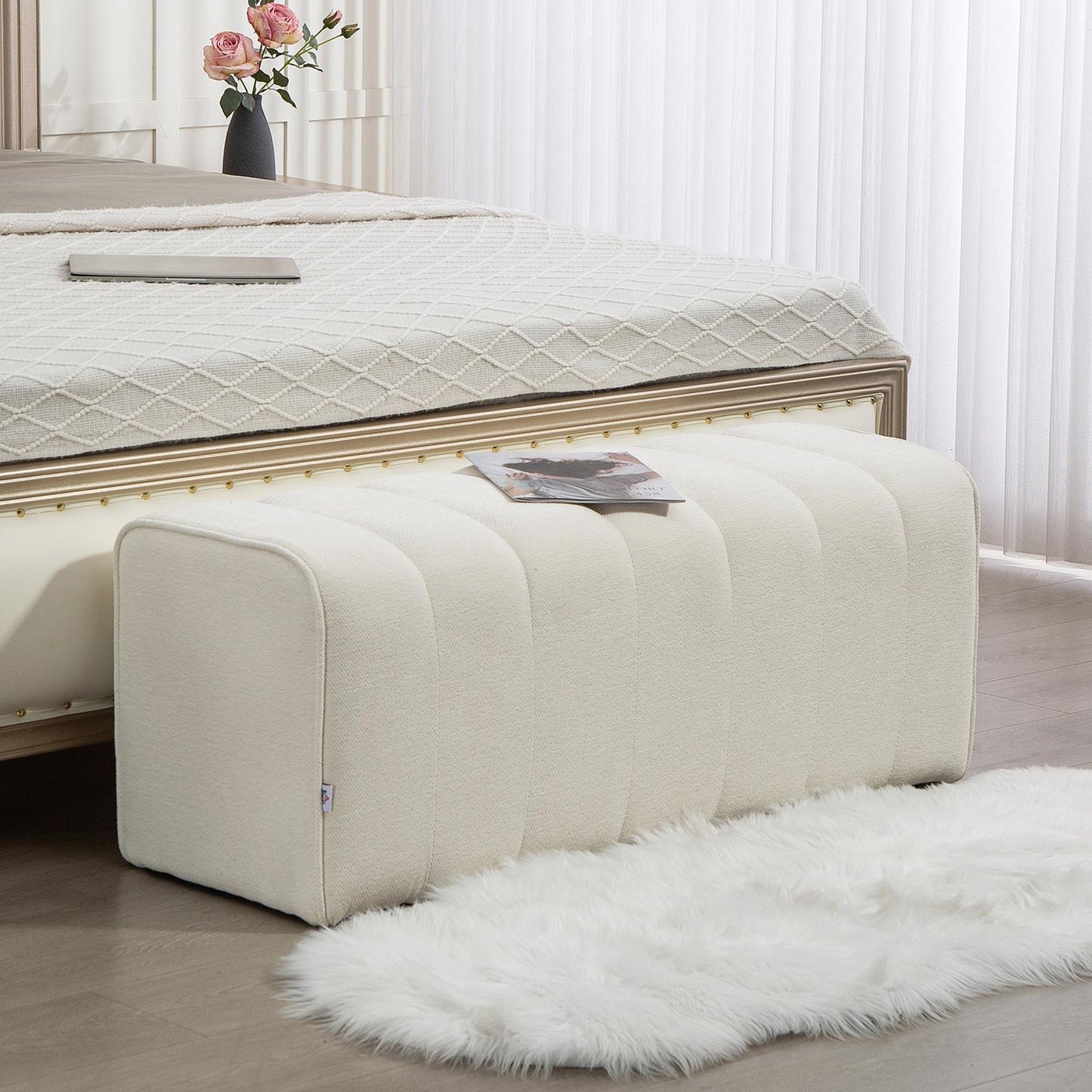 Upholstered Bedroom Bench, Wood Frame, 220kg Capacity, Cream