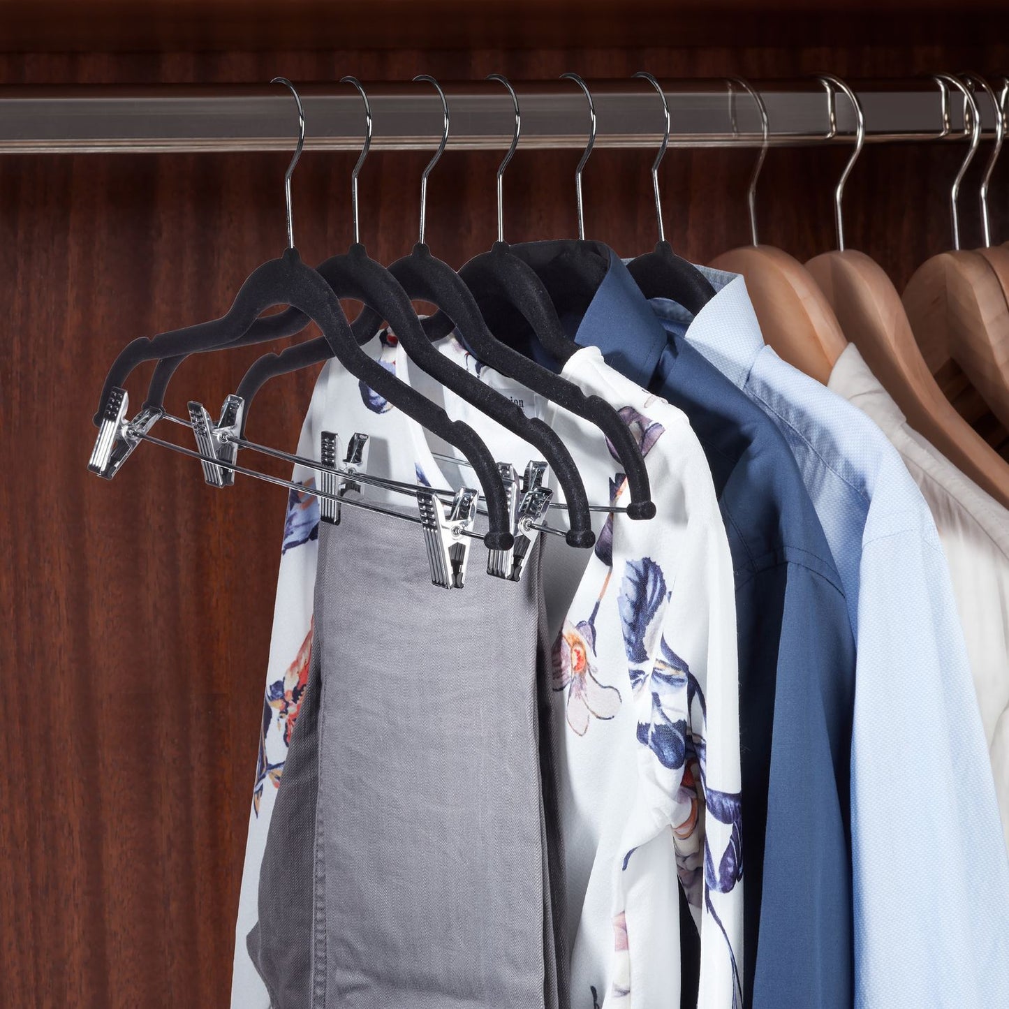 Velvet hanger with clips set of 12