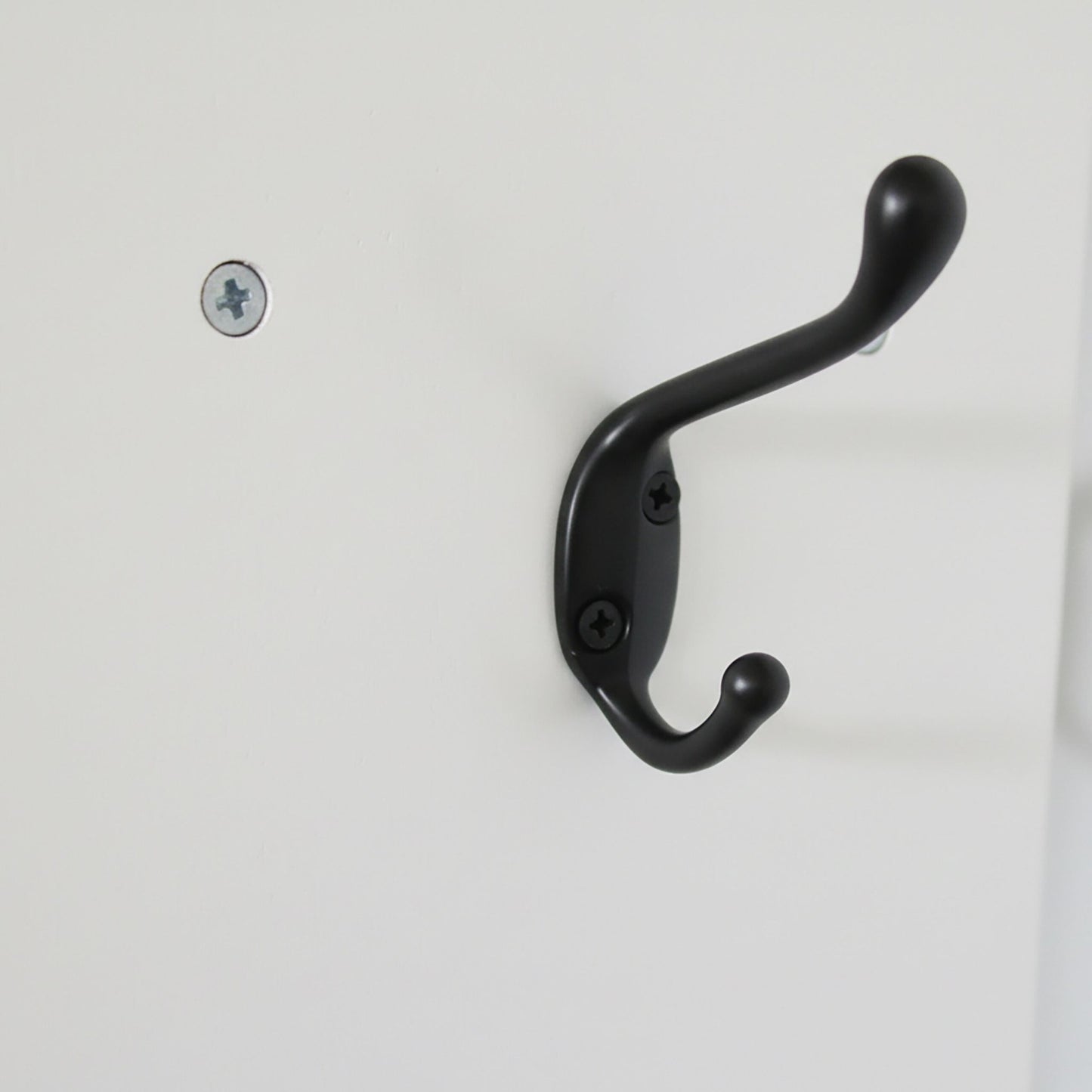 Wall Cabinet with Towel Rail – Bathroom or Kitchen Storage