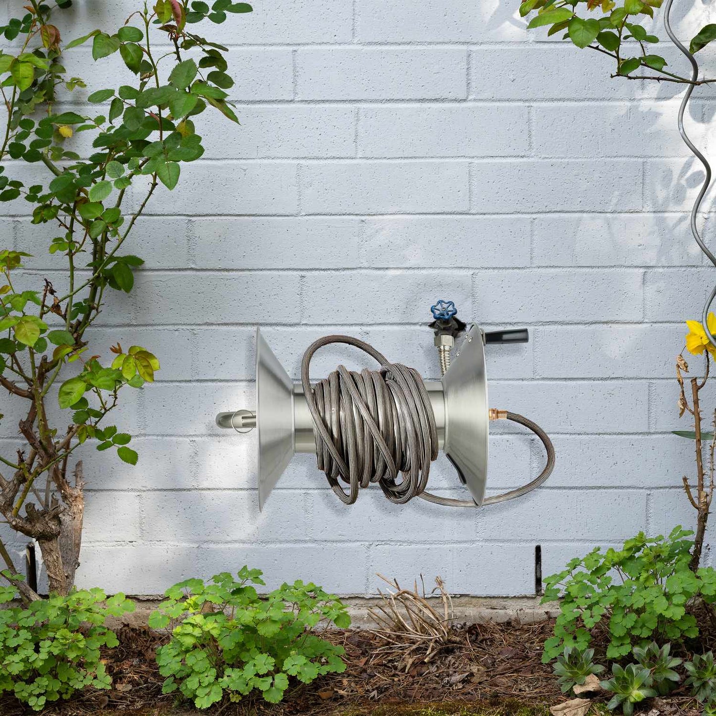 Wall-Mounted Garden Hose Reel with Crank Handle