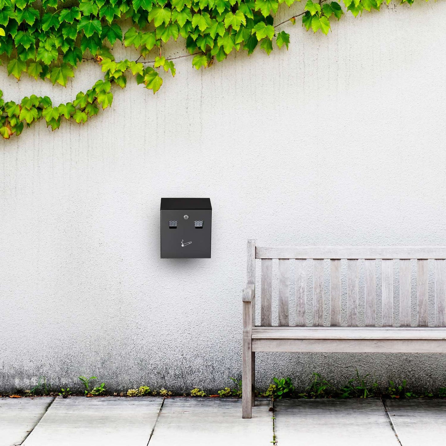 Wall ashtray for outdoor use