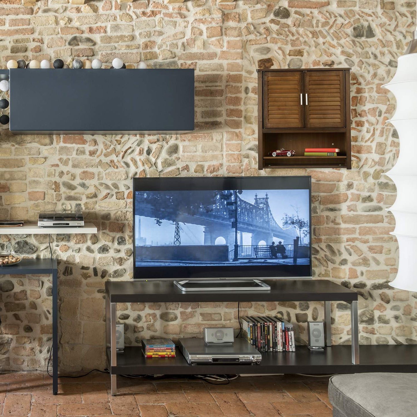 Wall cabinet dark brown LAMELL