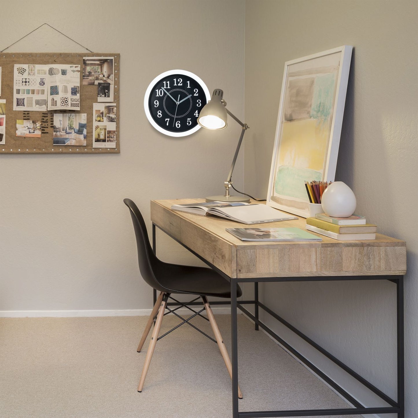 Wall clock round 20 cm