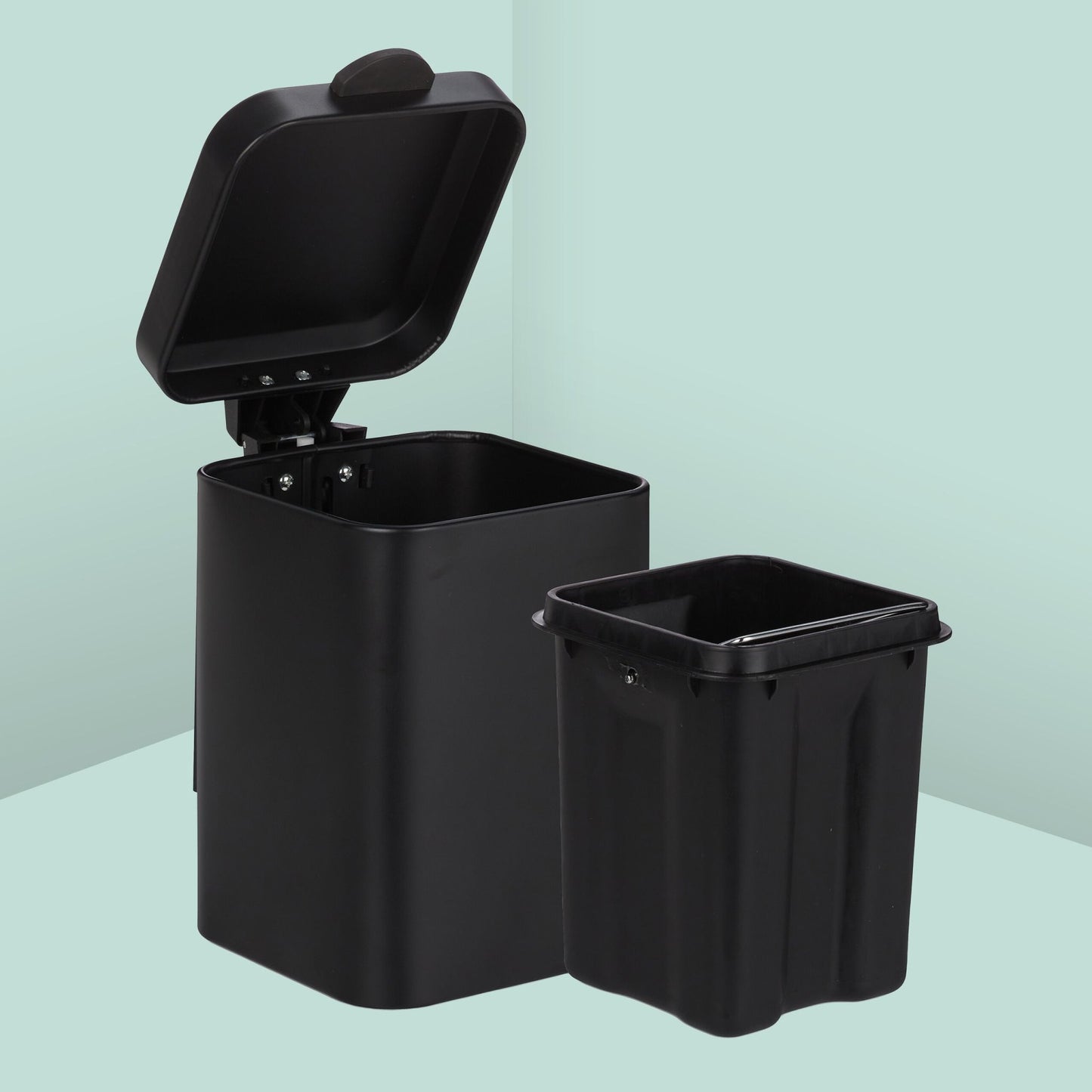 Wall-mounted bathroom container 3 liters