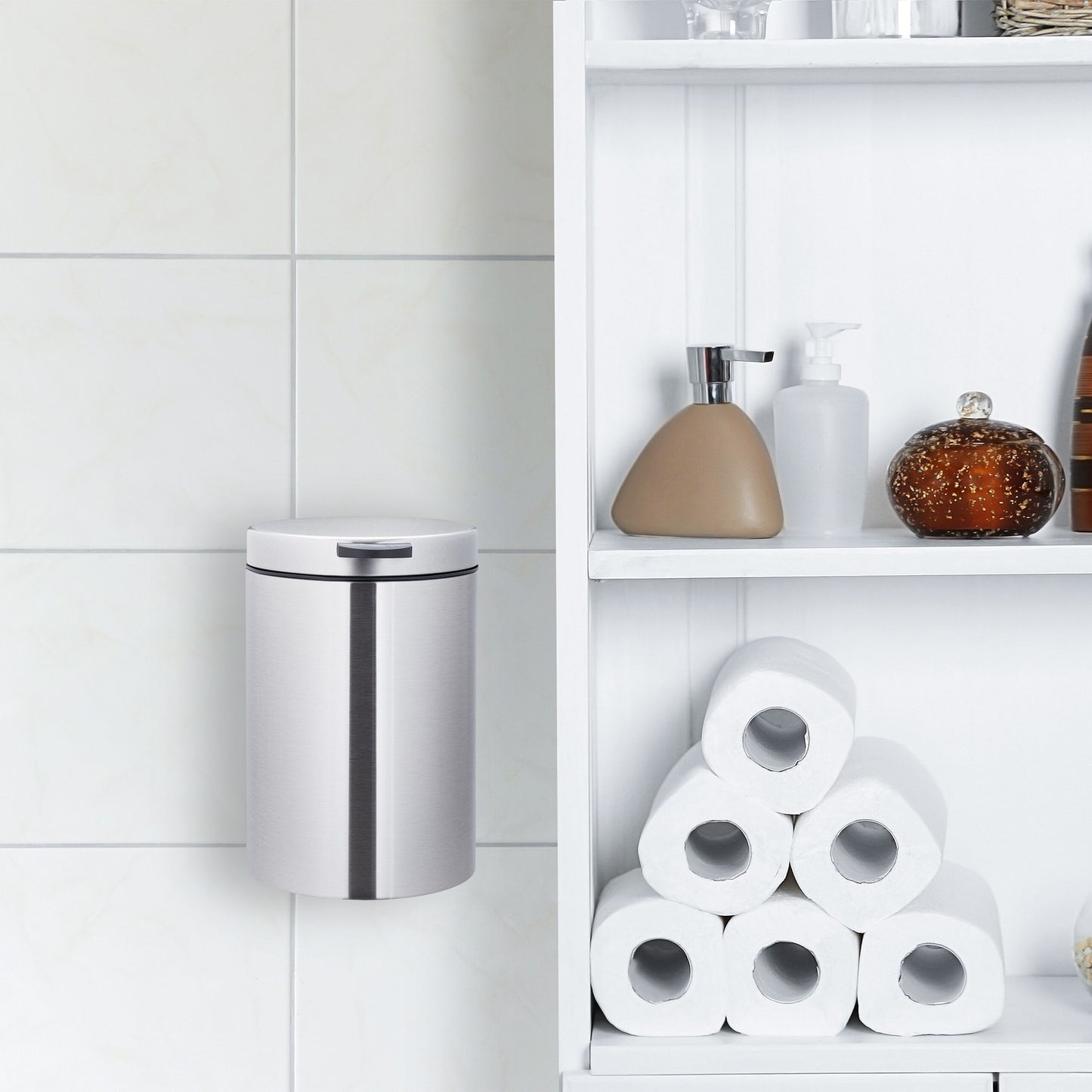 Wall-mounted cosmetics container 5 liters