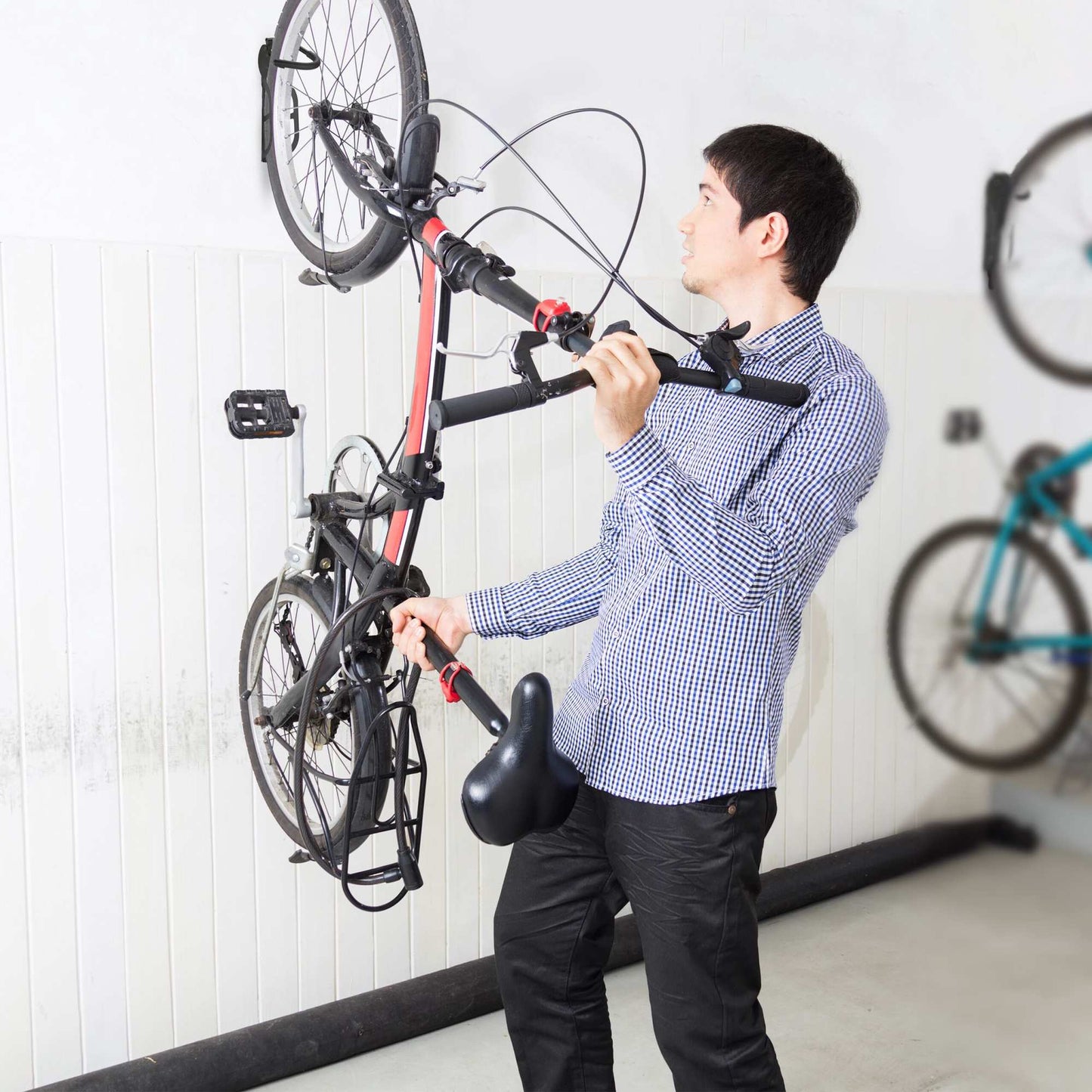 Wall mount for bicycles - set of 2