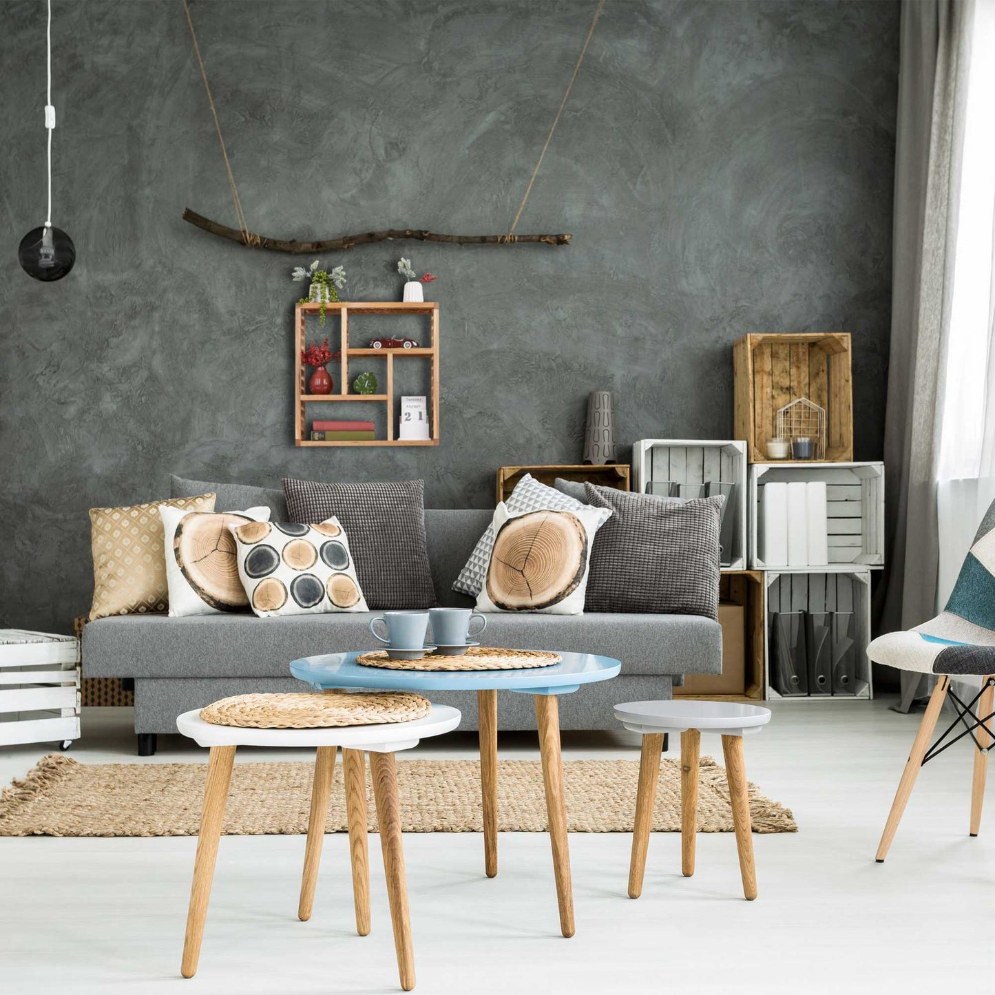 Wall shelf with 5 compartments