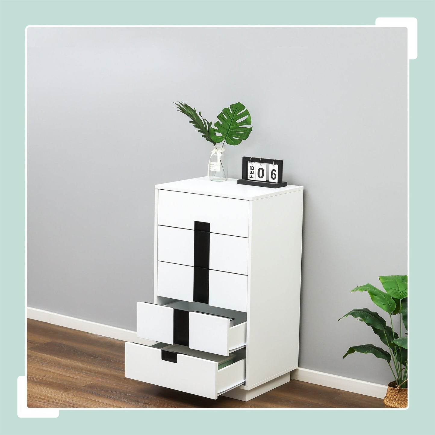 White Chest of Drawers – 4 Spacious Drawers, Versatile Storage