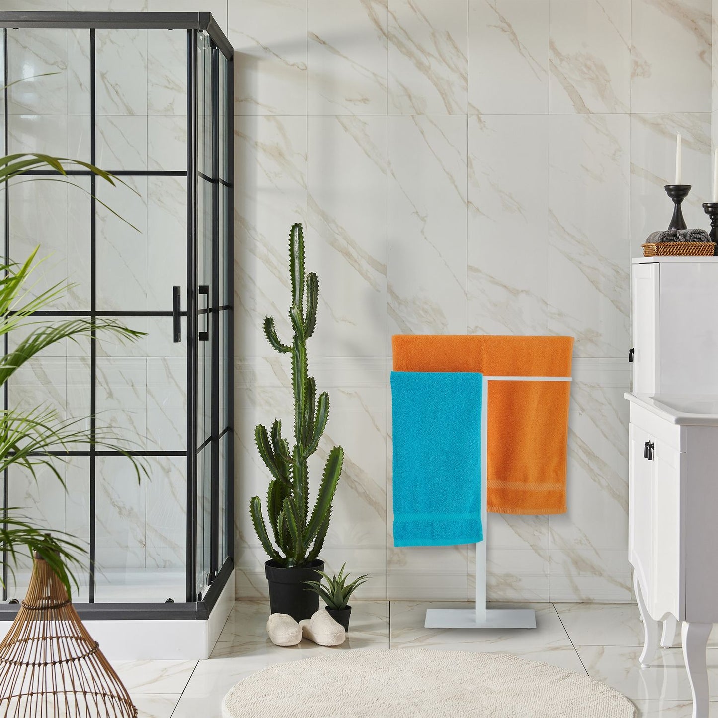 White towel rail T-Design
