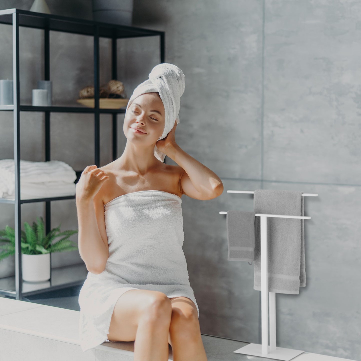 White towel rail T-Design