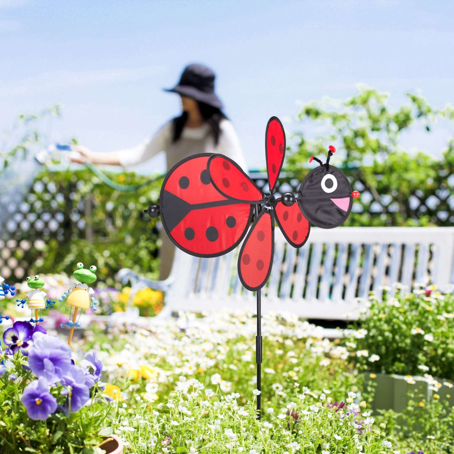 Wind spin ladybug