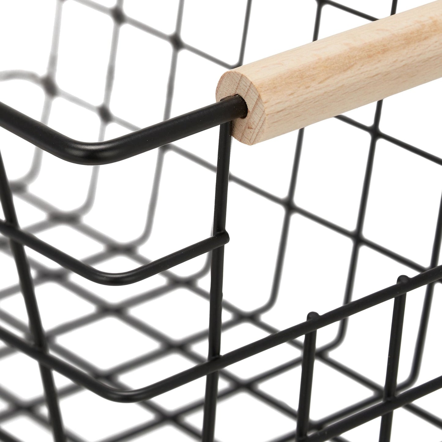 Wire basket with wooden handle