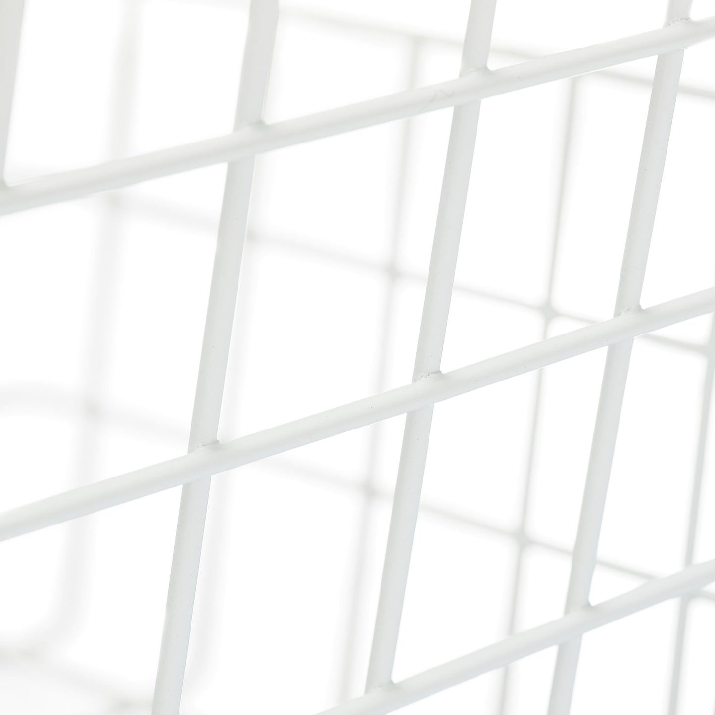 Wire basket with wooden handle
