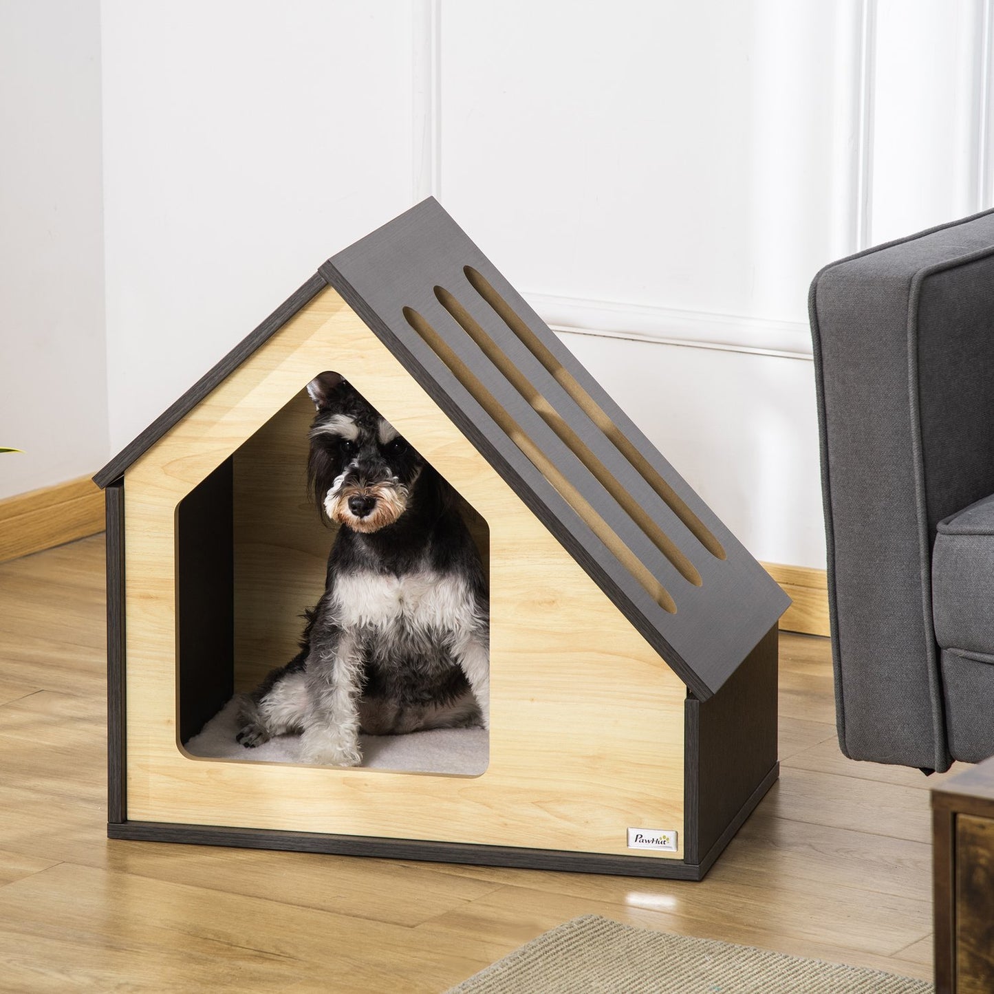 Wooden dog house with cushion, suitable for small pets up to 8 kg