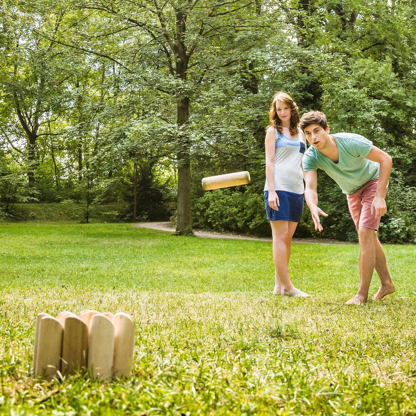 Wooden Mölkky Game Set – 12 Skittles, 1 Throwing Stick, Box