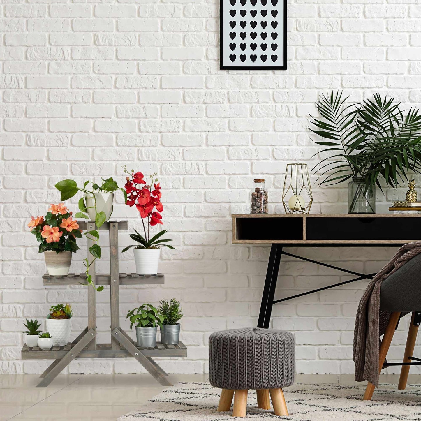 Wooden flower staircase with 3 steps