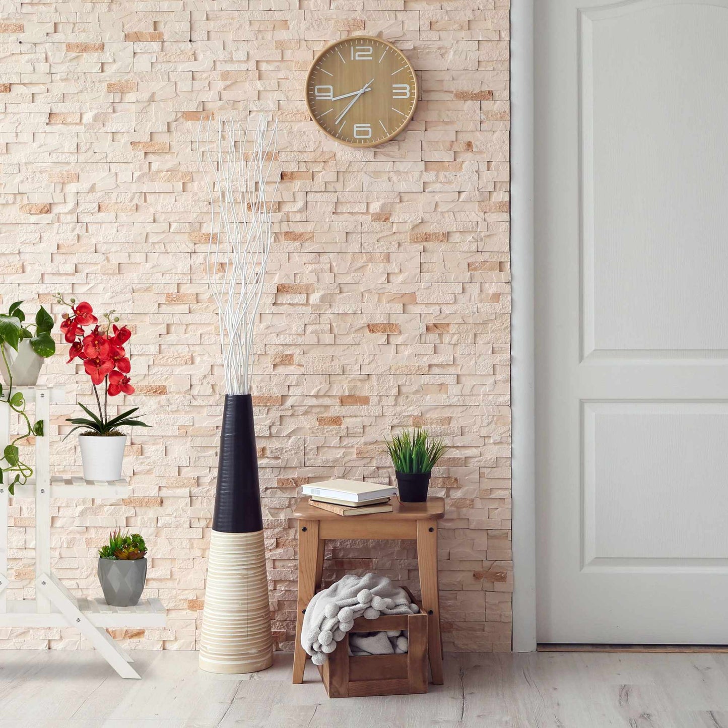 Wooden flower staircase with 3 steps