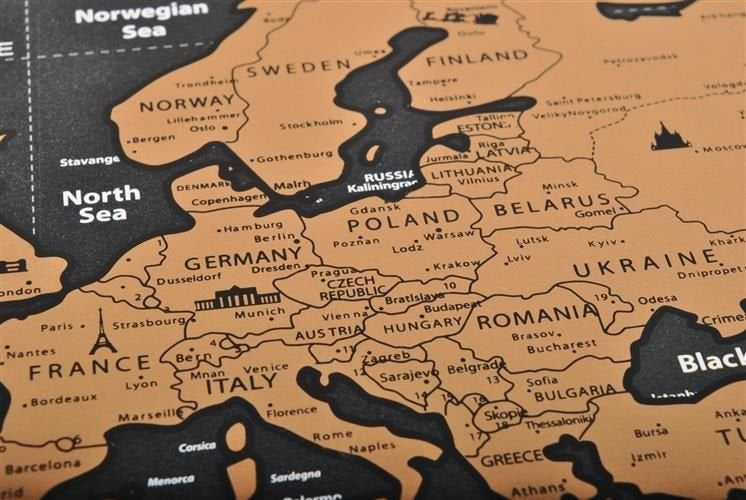 World map - scratch card with flags