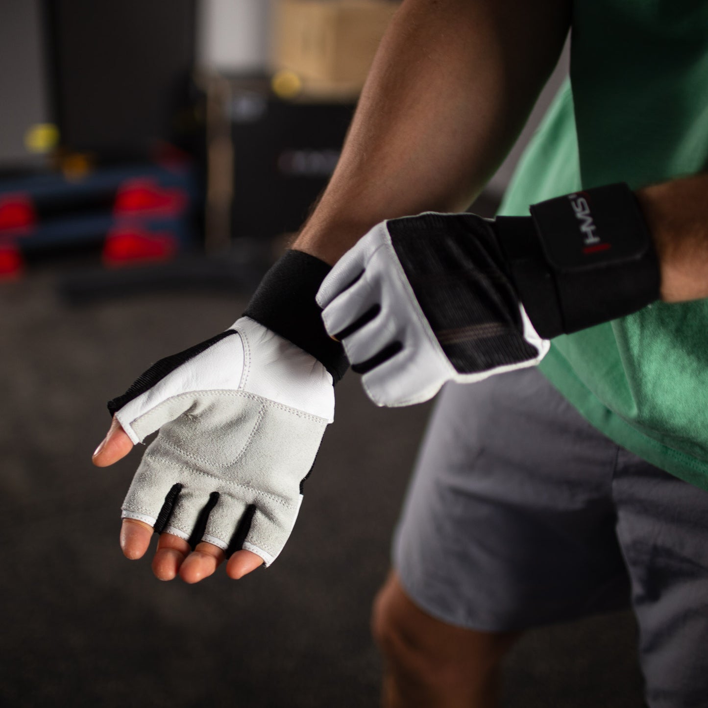 XL Fitness Gloves, White-Black, RST04 Size