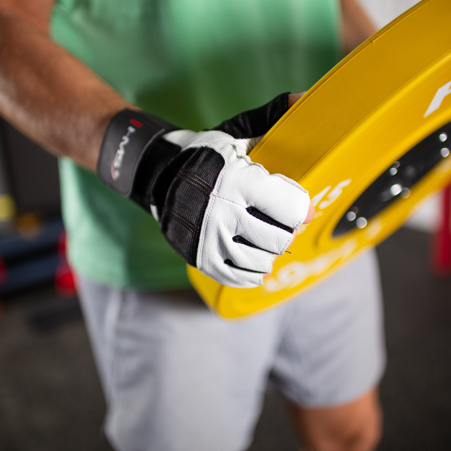 XXL Fitness Gloves, White-Black