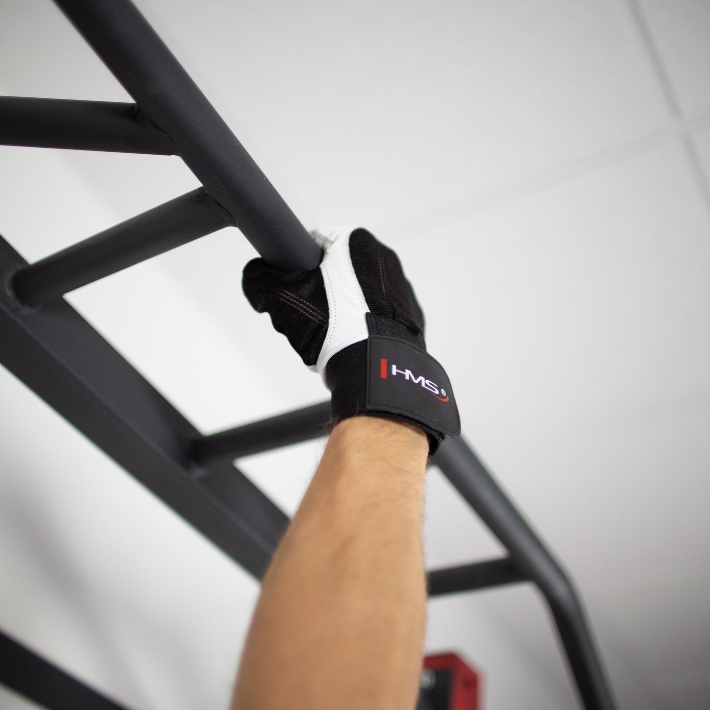 XXL Fitness Gloves, White-Black